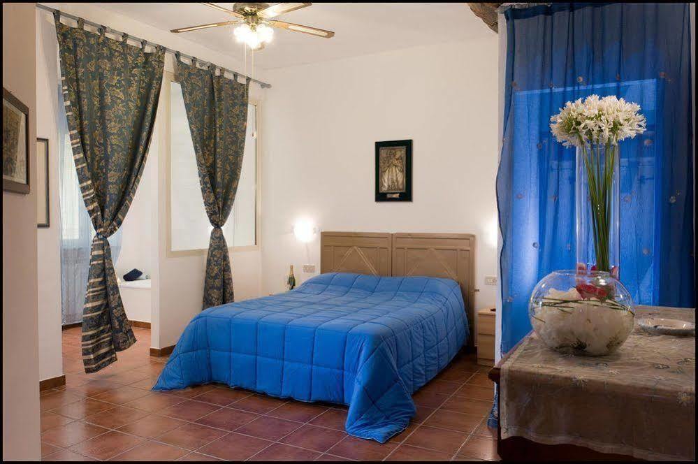 Agriturismo Il Casale Delle Ginestre Fiumicino Exterior photo