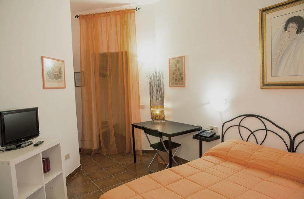 Agriturismo Il Casale Delle Ginestre Fiumicino Exterior photo